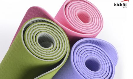 Thảm tập yoga là gì? Hướng dẫn cách mua thảm tập yoga tốt, bền